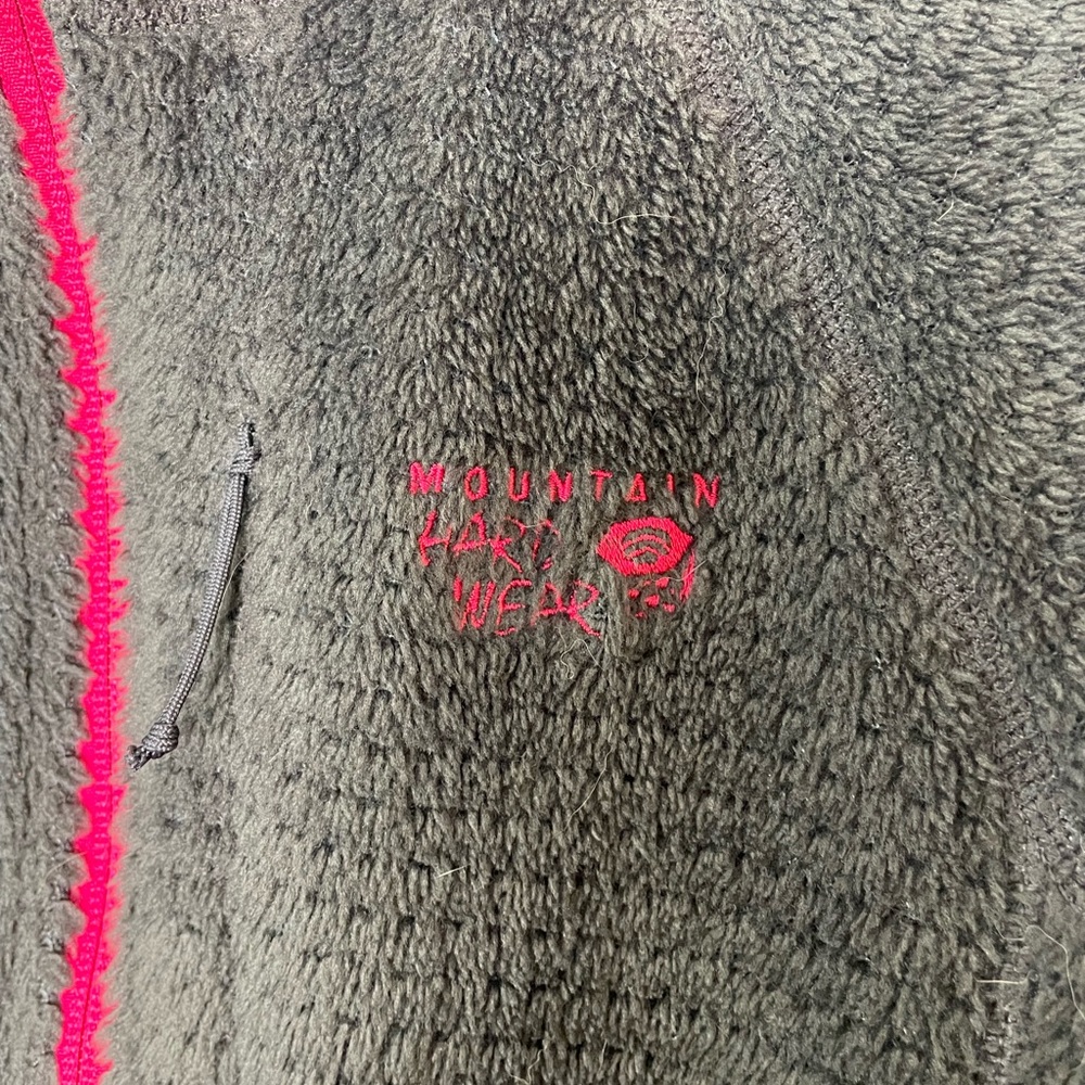 Mountain Hardware Jacket Size Medium - image 4